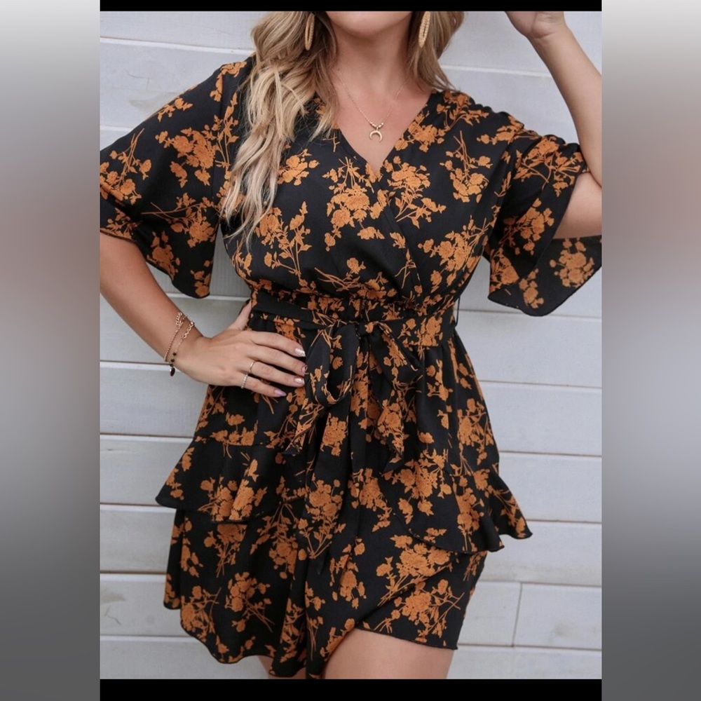SHEIN Black & Gold Floral Belted Dress